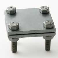 Зажим соединительный, крестообразный полоса/полоса  с разделительной пластиной оцинк.